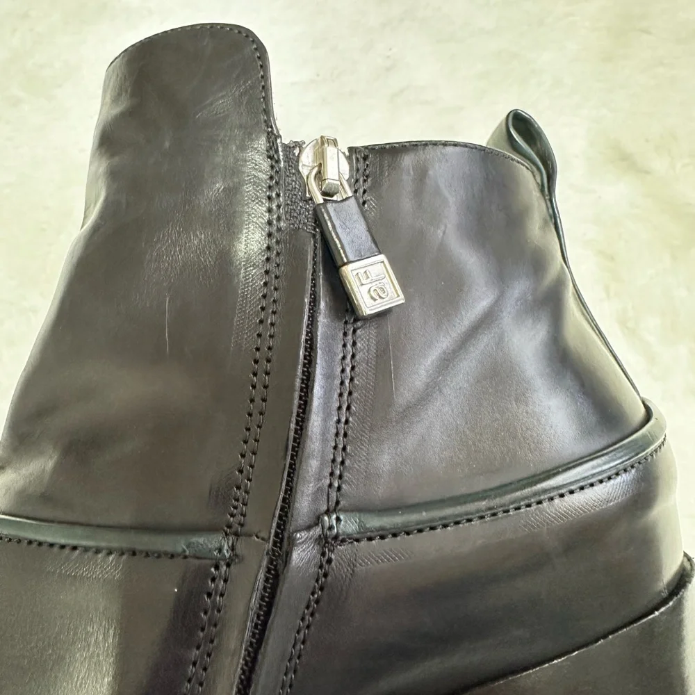 Alberto Fermani Black Leather Ankle Boots - Picture 11 of 15